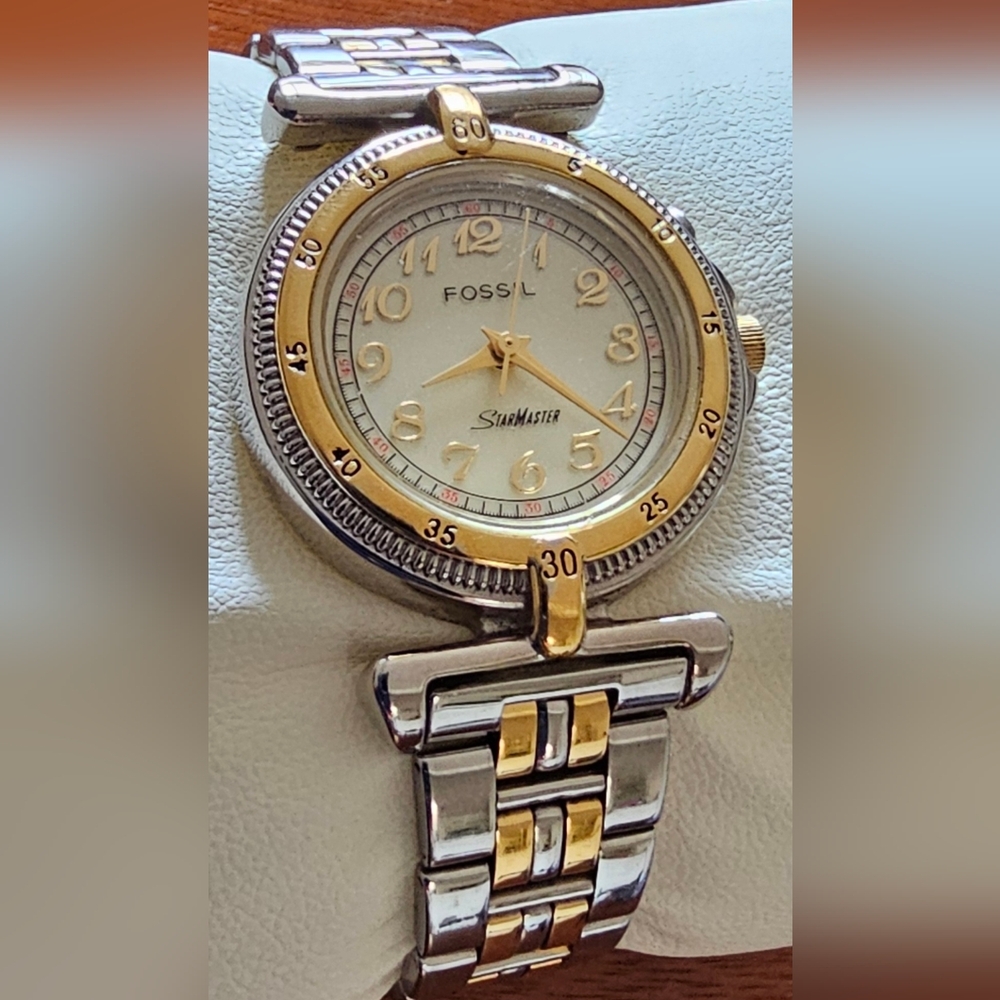 FOSSIL STARMASTER WOMEN'S WATCH